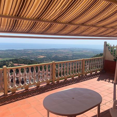 Belvedere Di Ciro' Luaran gambar